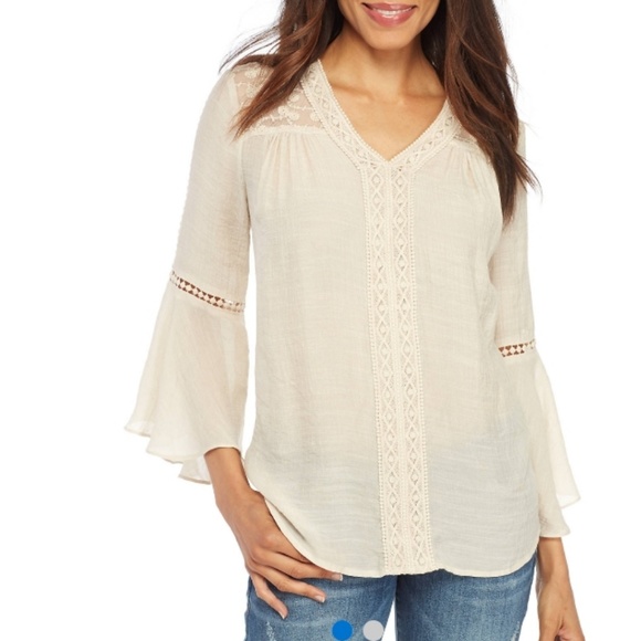 New Directions Linen Top with 3/4 Bell Sleeves - Picture 7 of 8